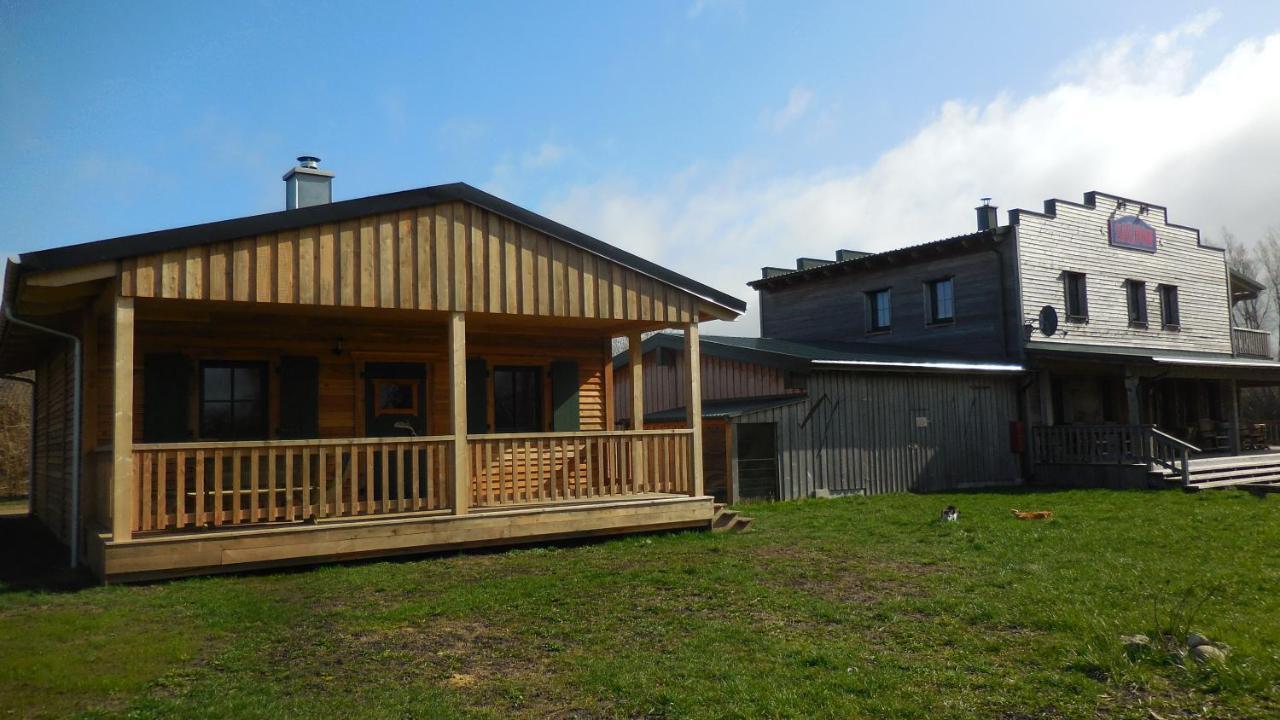 Horse Lake Ranch Neuendorf  Exterior photo